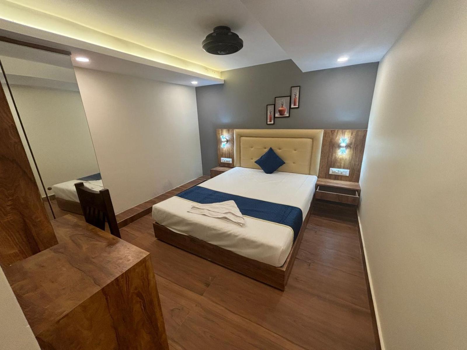 Hotel Z-A-R-A Park Goregaon West Bombay Exterior foto
